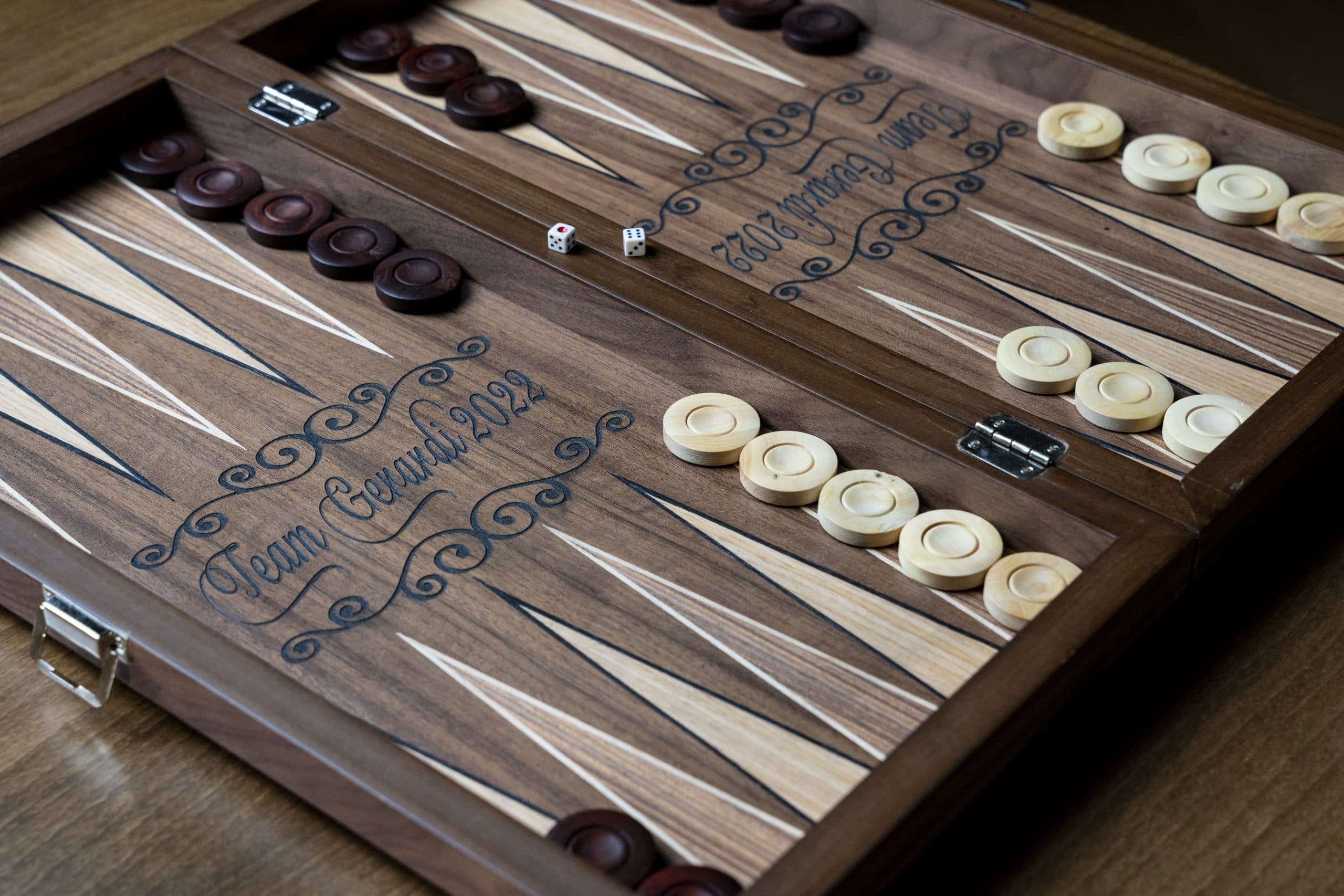 Handcrafted Walnut Backgammon Personalization CT50 - Küçük Görsel 9
