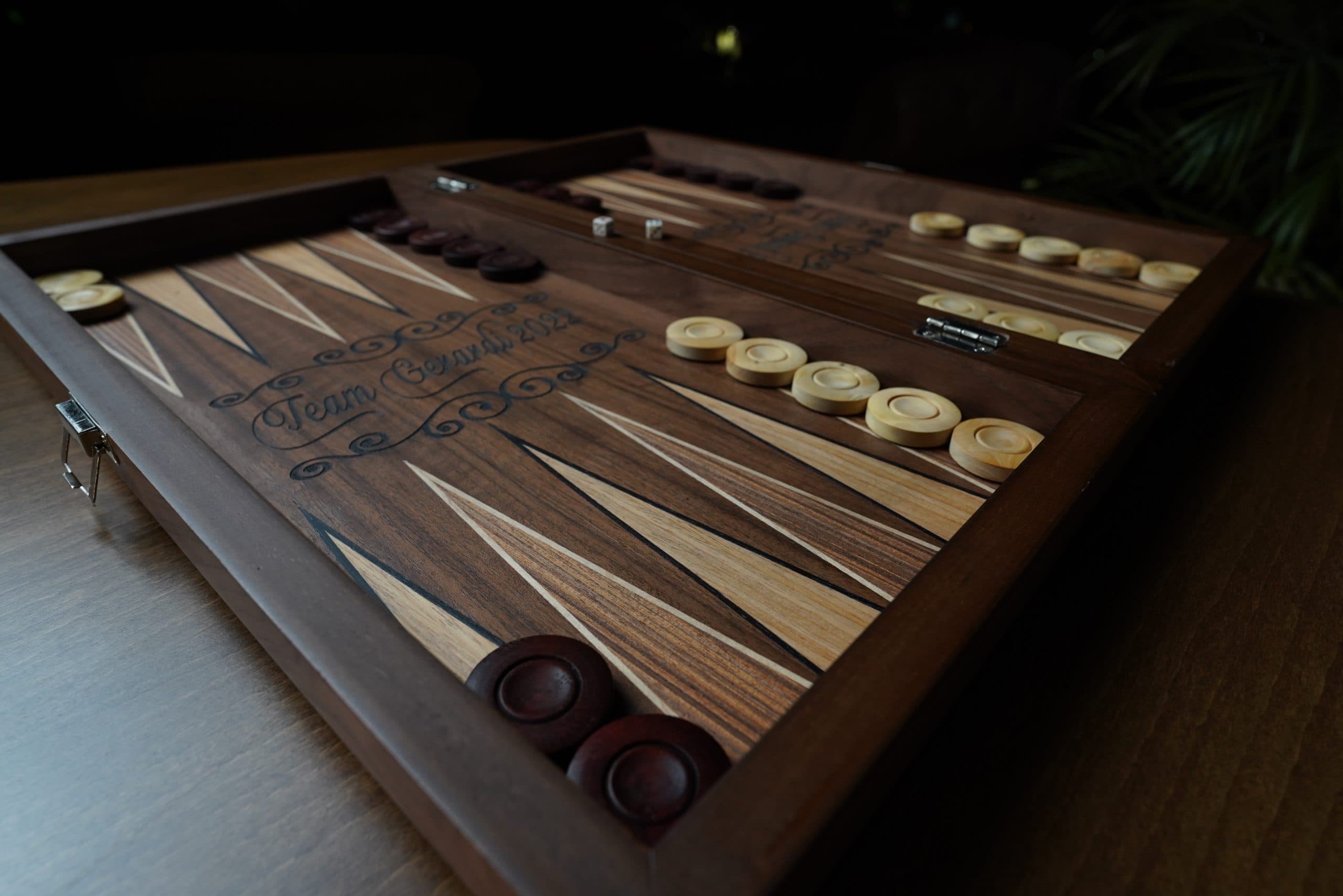 Handcrafted Walnut Backgammon Personalization CT50 - Küçük Görsel 6