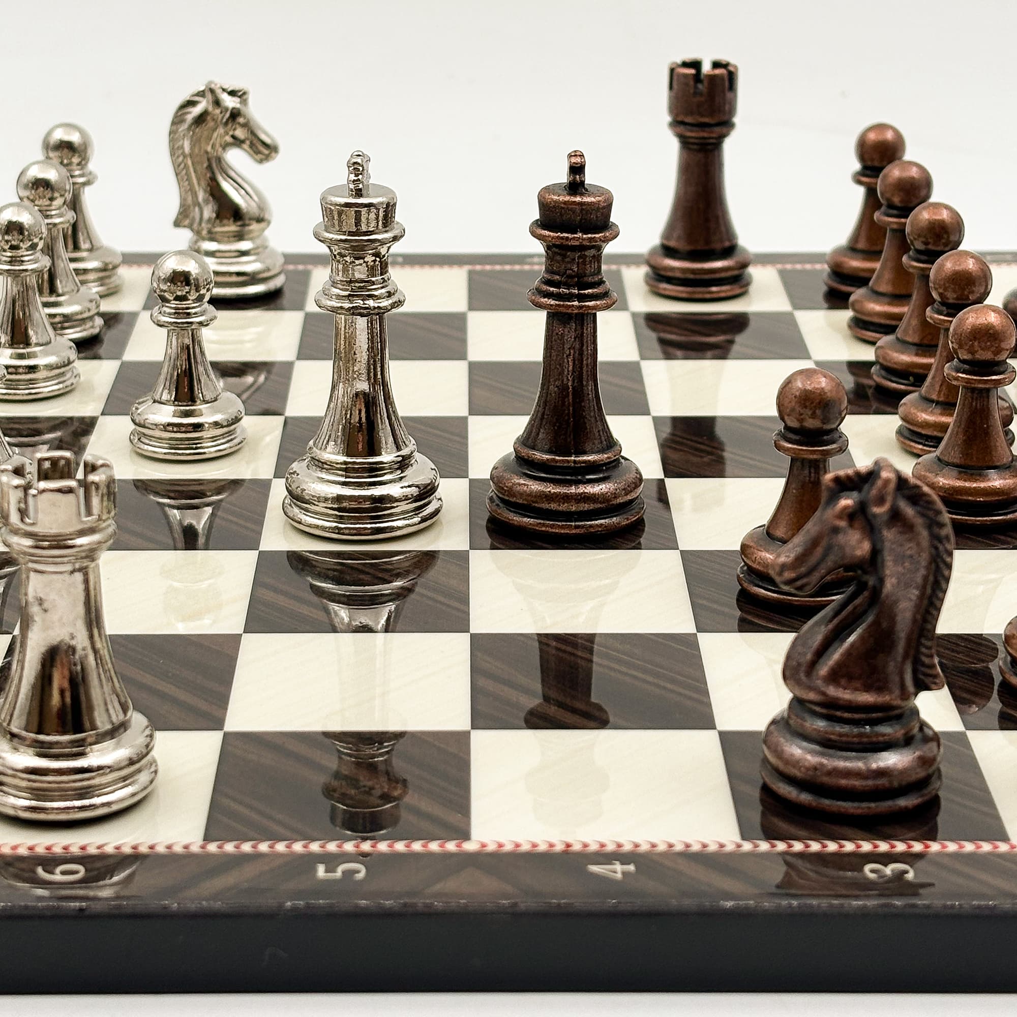 Handmade Walnut Patterned Wooden Chess Set – Metal Stone DC36 - Küçük Görsel 9