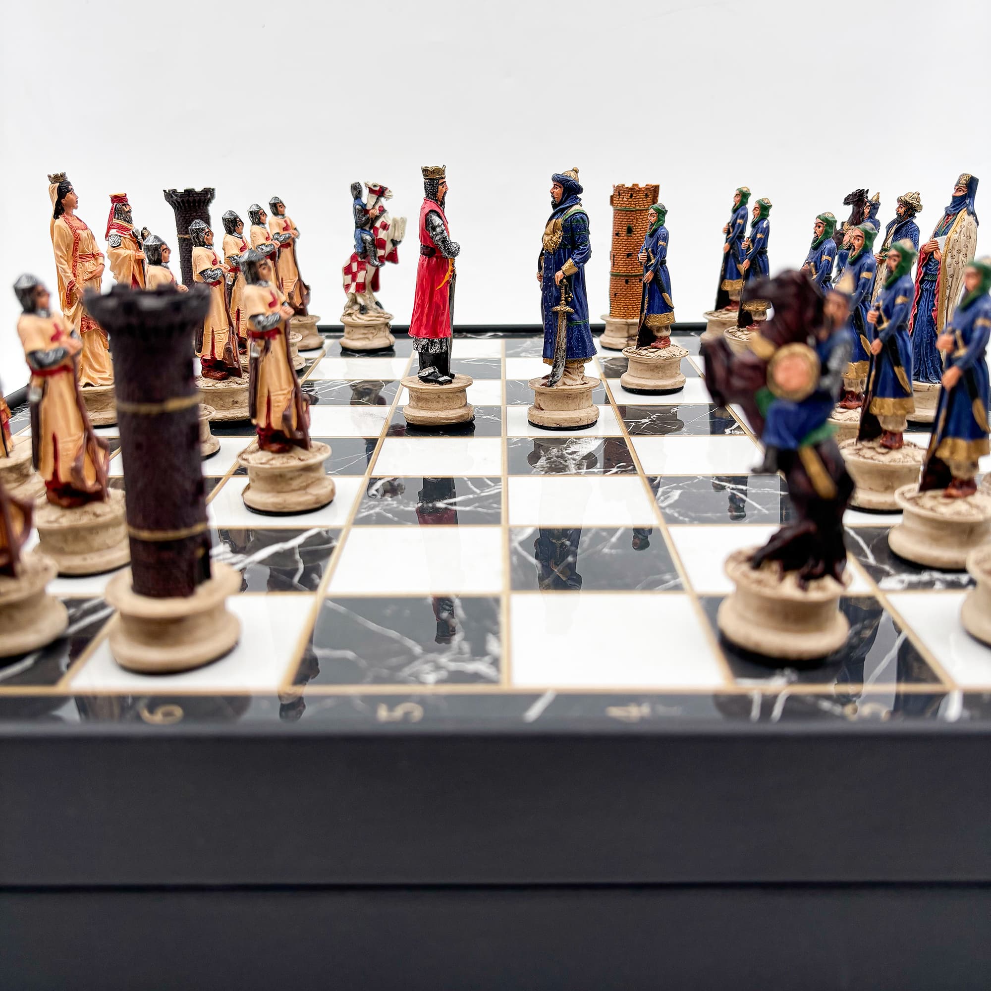 Hand Painted Persian - Crusader Themed Chess Set - Wooden Lid Box with Polyester Stones - Küçük Görsel 10