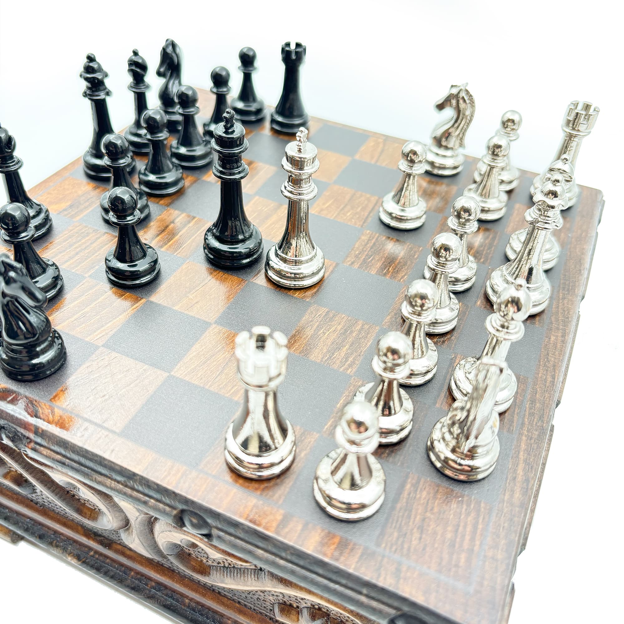 Handcrafted Walnut Chest Model Chess Set with Hidden Compartments and Metal Classic Chess Pieces SNKK20 - Siyah-Gümüş - Görsel 3